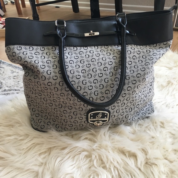Guess Handbags - Guess Tan & Black Tote Purse
